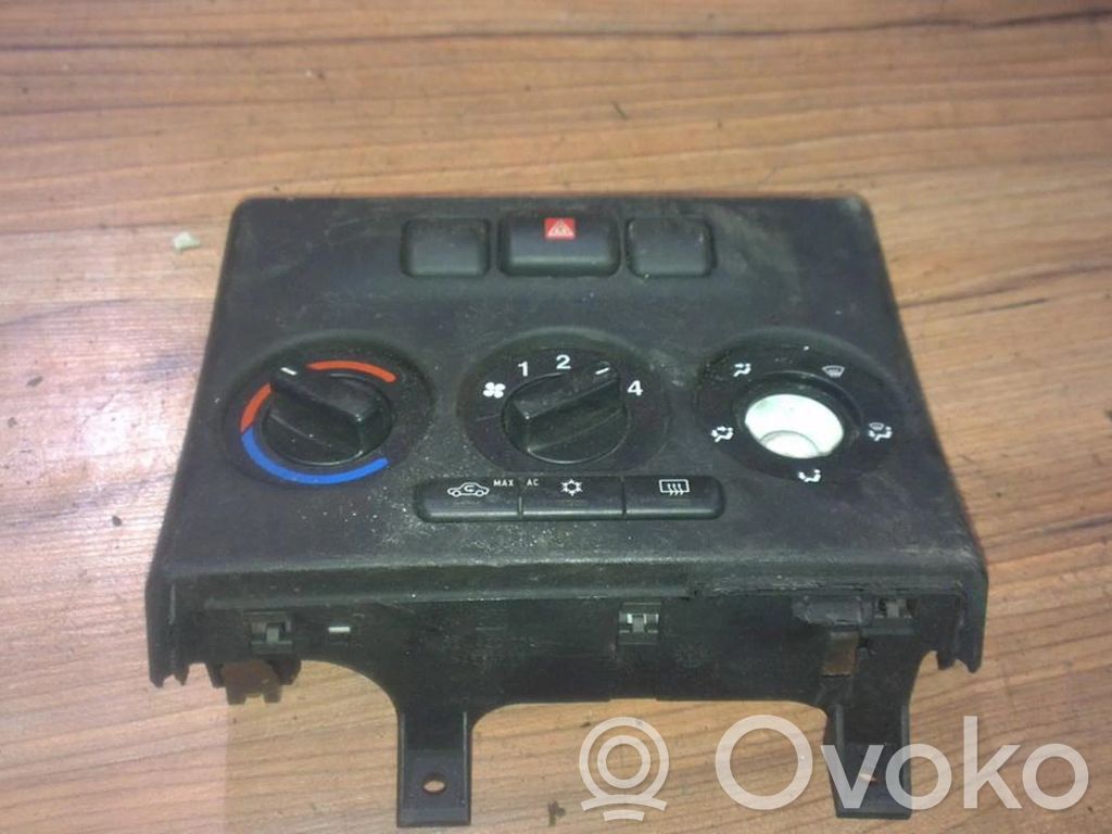 Panel klimatyzacji   555946,11895960,11895960,555946