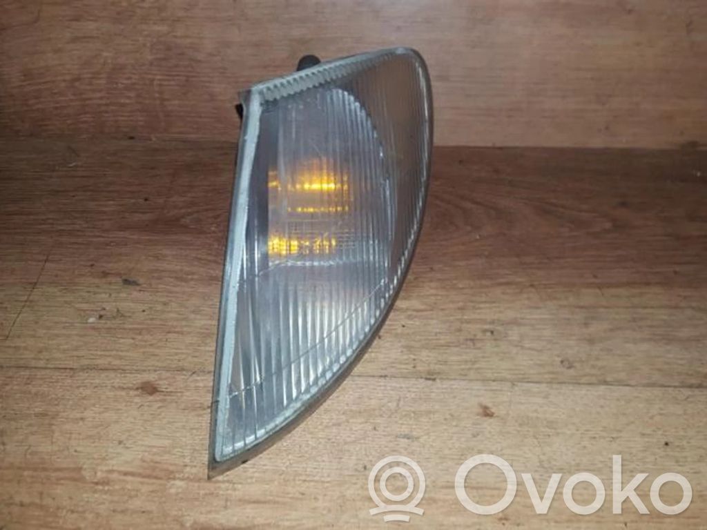 Renault Scenic I Indicatore di direzione anteriore