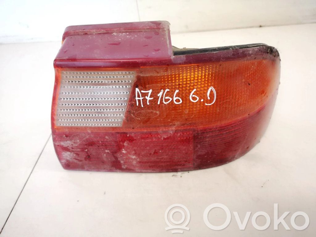Ford Mondeo MK I Lampa tylna 