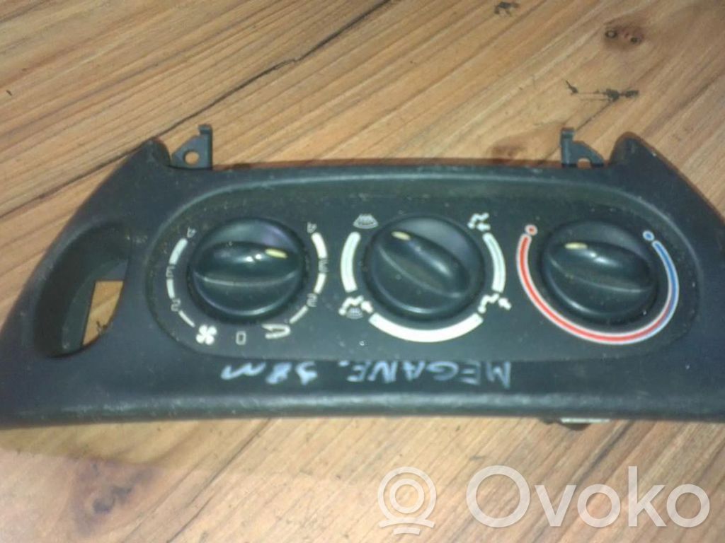 Renault Megane I Climate control unit 