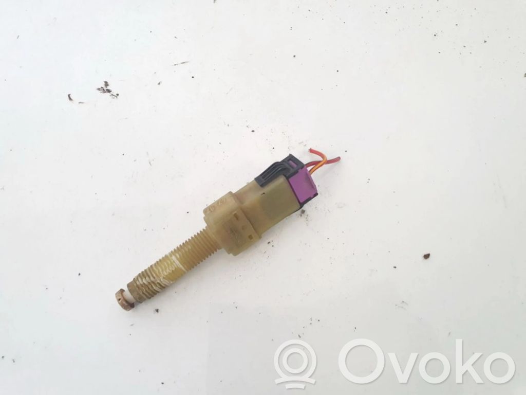 Audi 80 90 S2 B4 Comutator senzor pedală frână 
