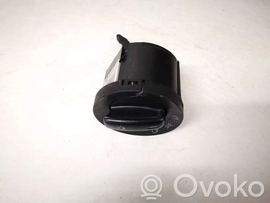 Volkswagen Golf Plus Interrupteur d’éclairage 