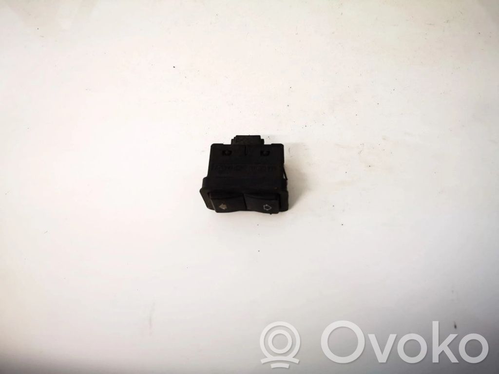 Interruptor del elevalunas eléctrico   8368974,8368974