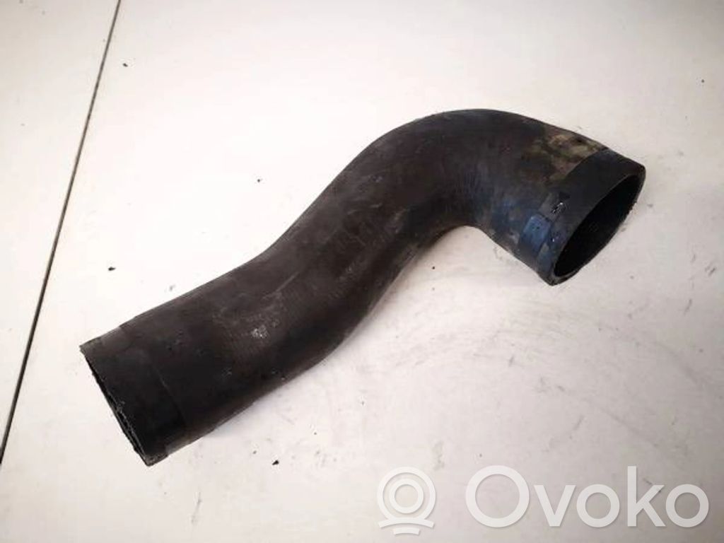 Volkswagen PASSAT B6 Furtun/conductă intercooler