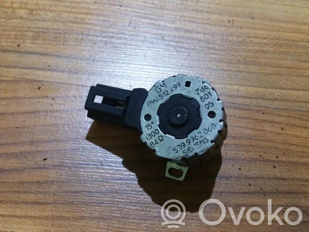 Opel Omega B1 Tuloilmaventtiilin käyttömoottori 
