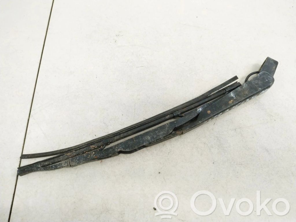 Wischerarm Heckscheibe   R17526AA,R17526AA