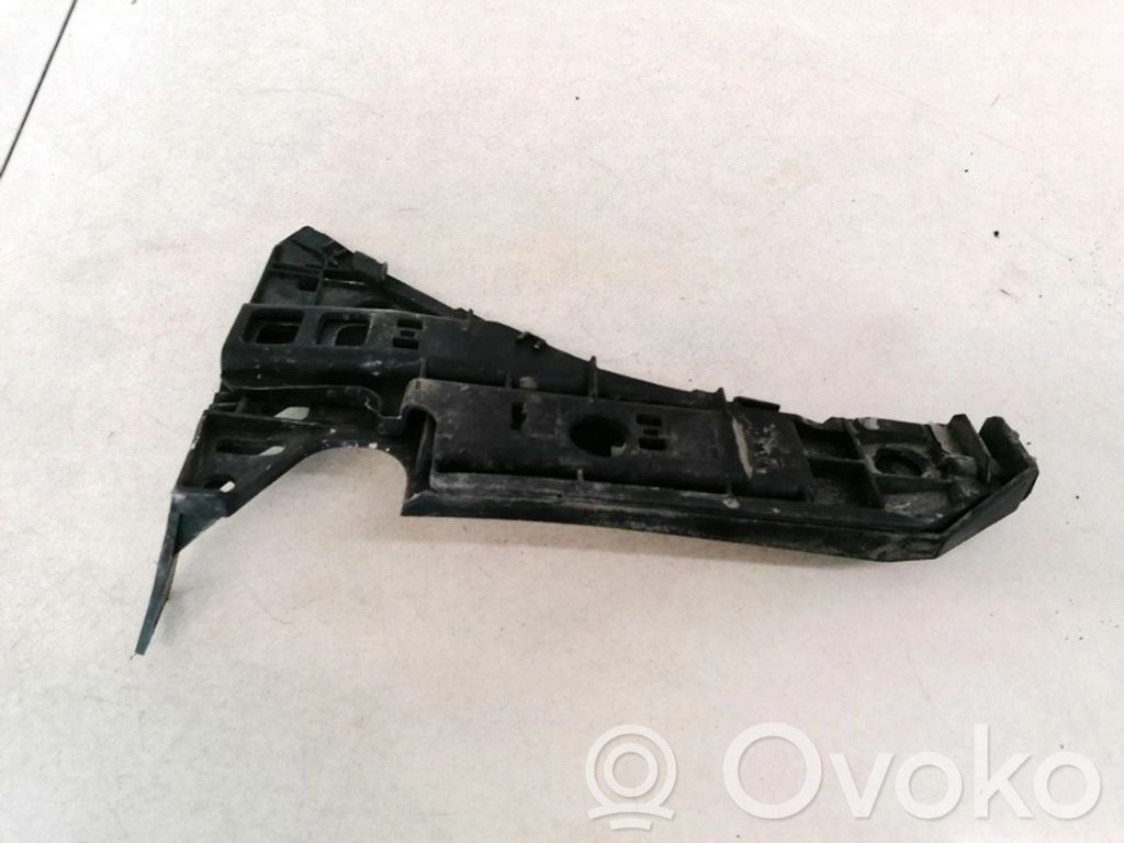 Opel Vectra C Etupuskurin kannake