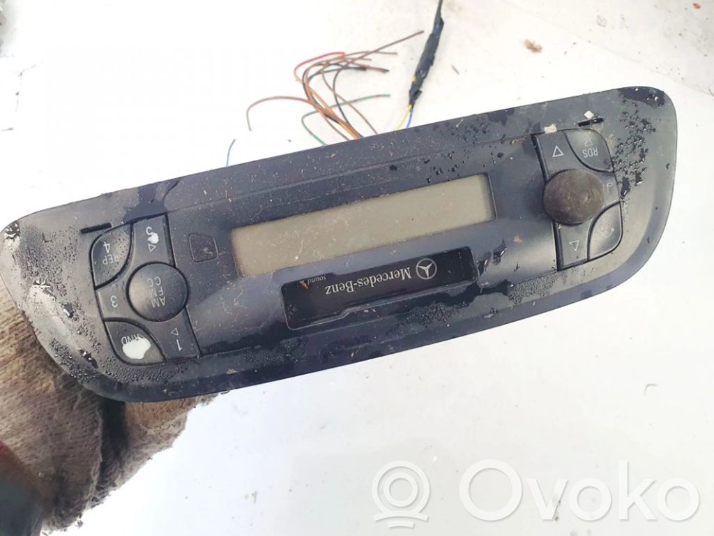 Mercedes-Benz Sprinter W901 W902 W903 W904 Unitate principală radio/CD/DVD/GPS