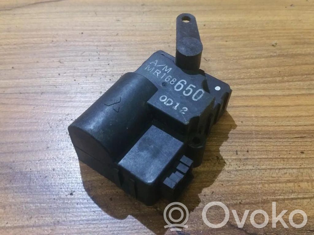 Volvo S40, V40 Motor/actuator clapetă aer 