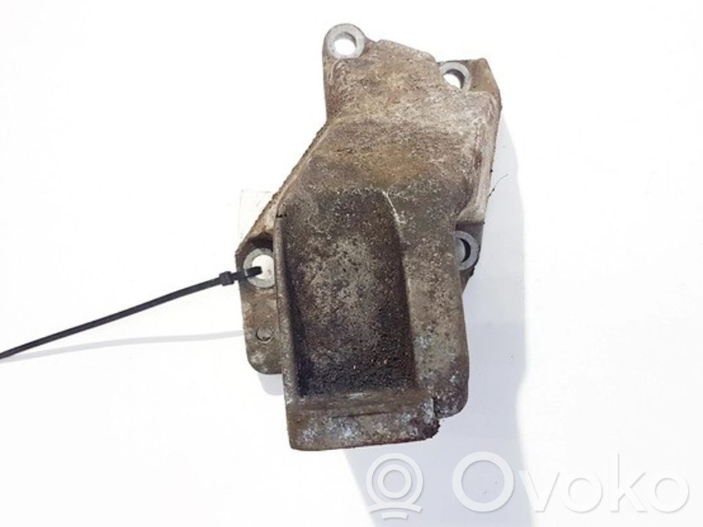 Halterung Lager Motor   8D0199307L,8D0199307L