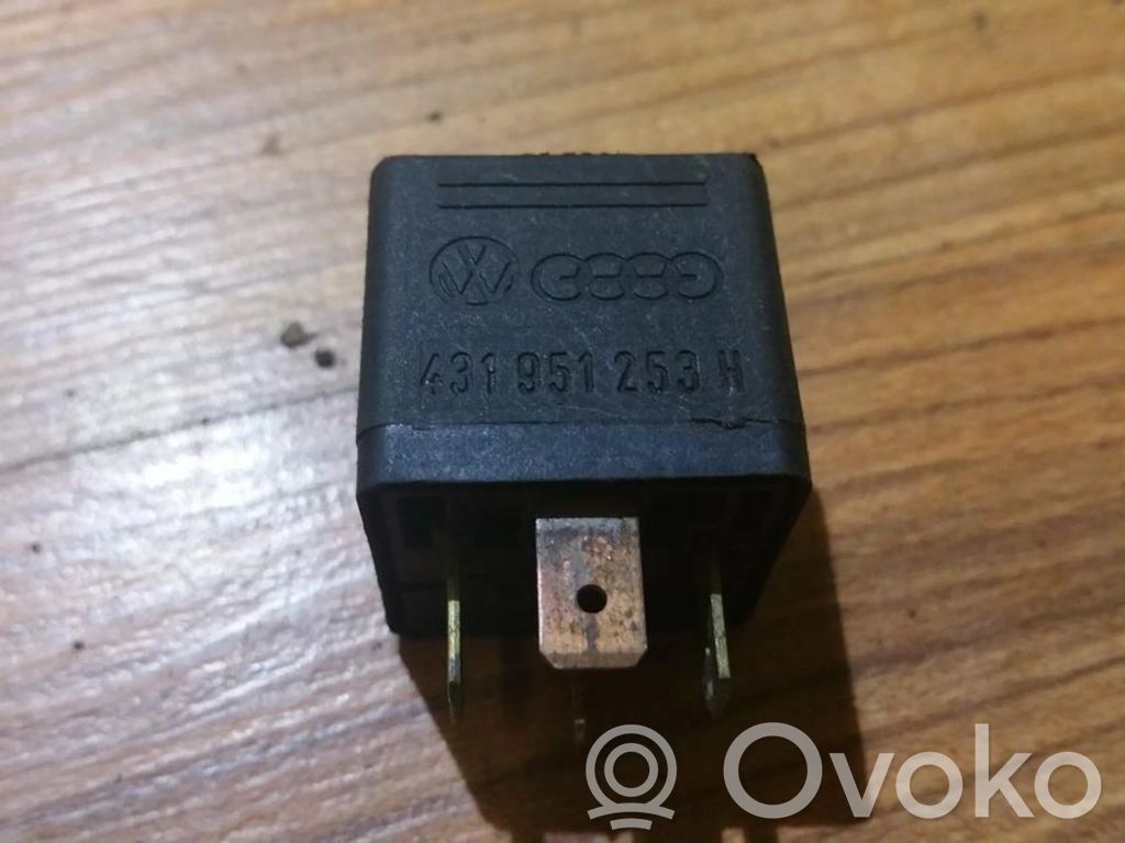 Audi A6 S6 C5 4B Autres relais 