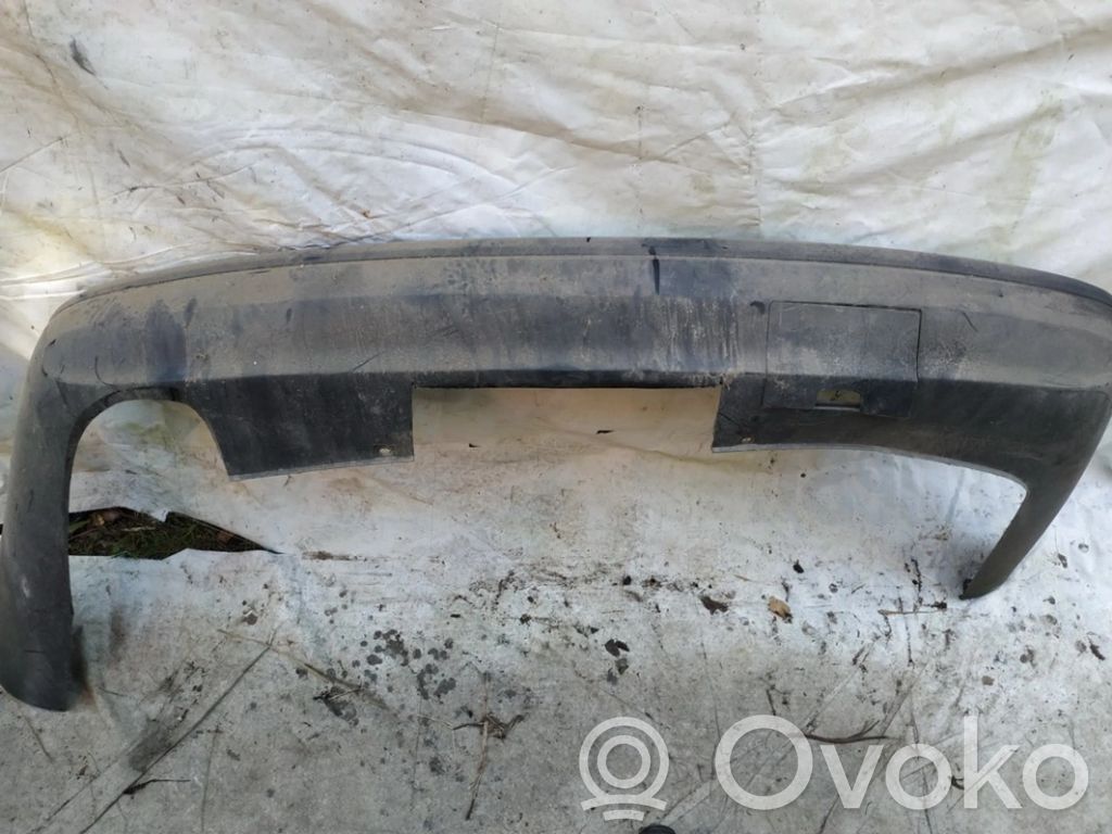 Opel Omega B1 Borde del parachoques delantero 