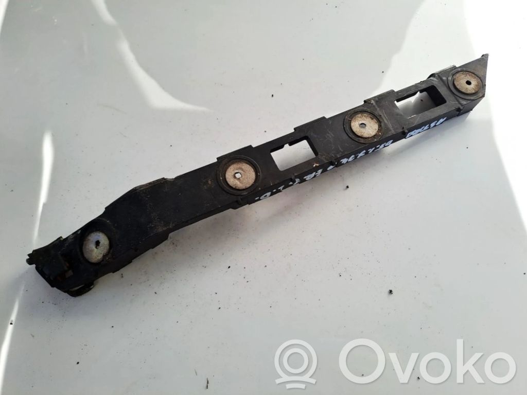 Opel Astra H Staffa di rinforzo montaggio del paraurti posteriore 