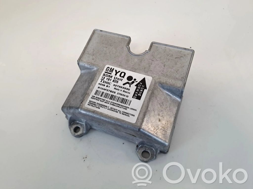 Opel Astra H Module de contrôle airbag 