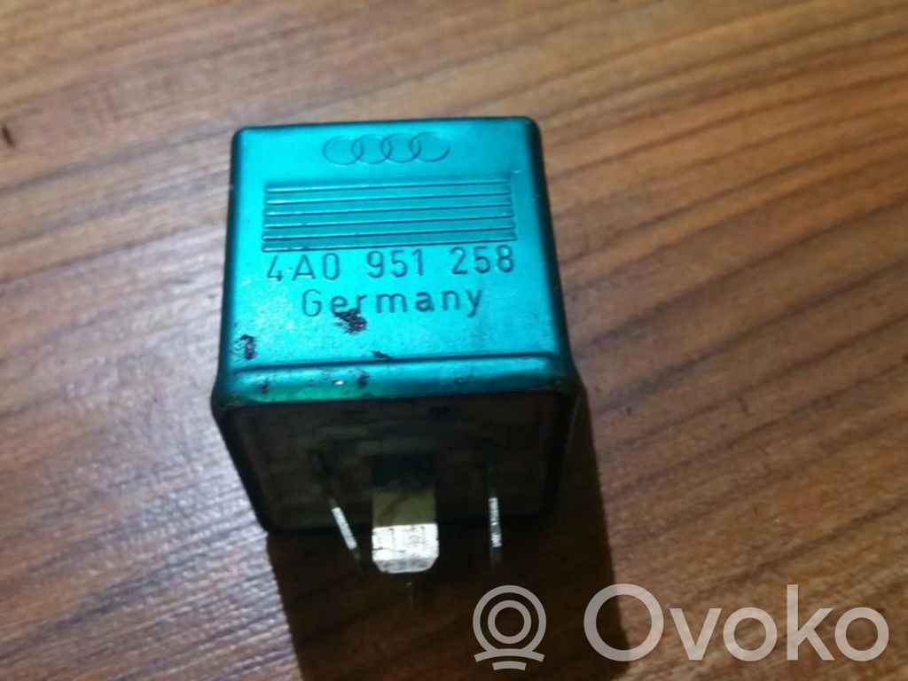 Alte relee   4A0951258,899304,4A0951258,899304