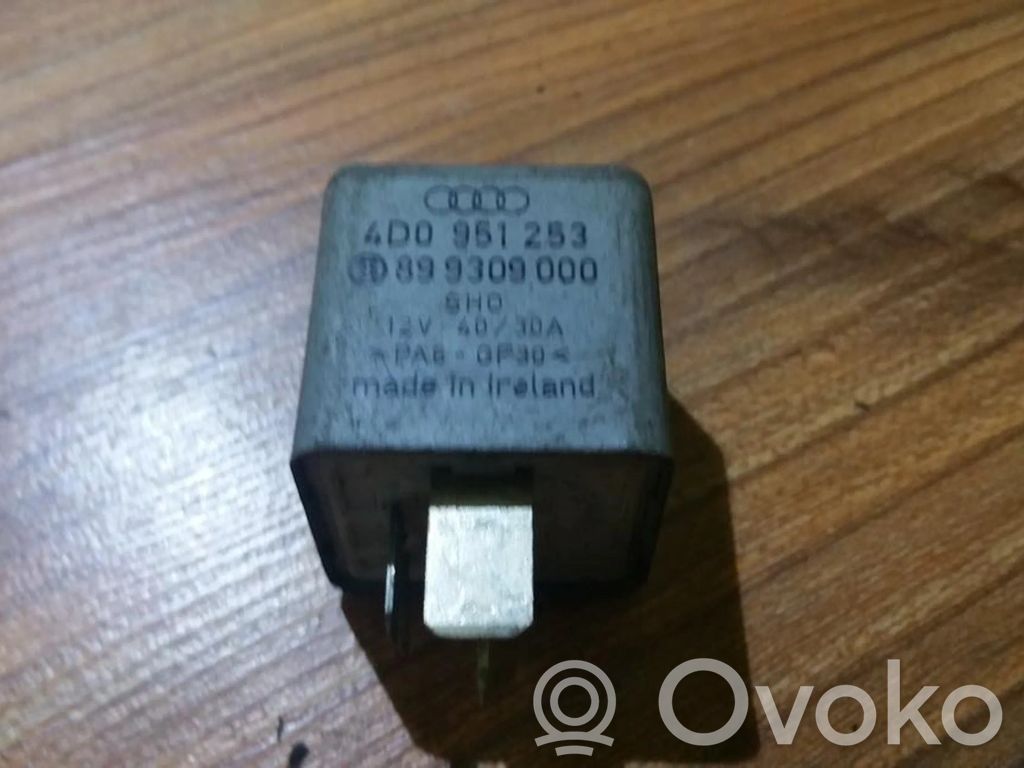 Otros relés   4D0951253,899309000,4D0951253,899309000