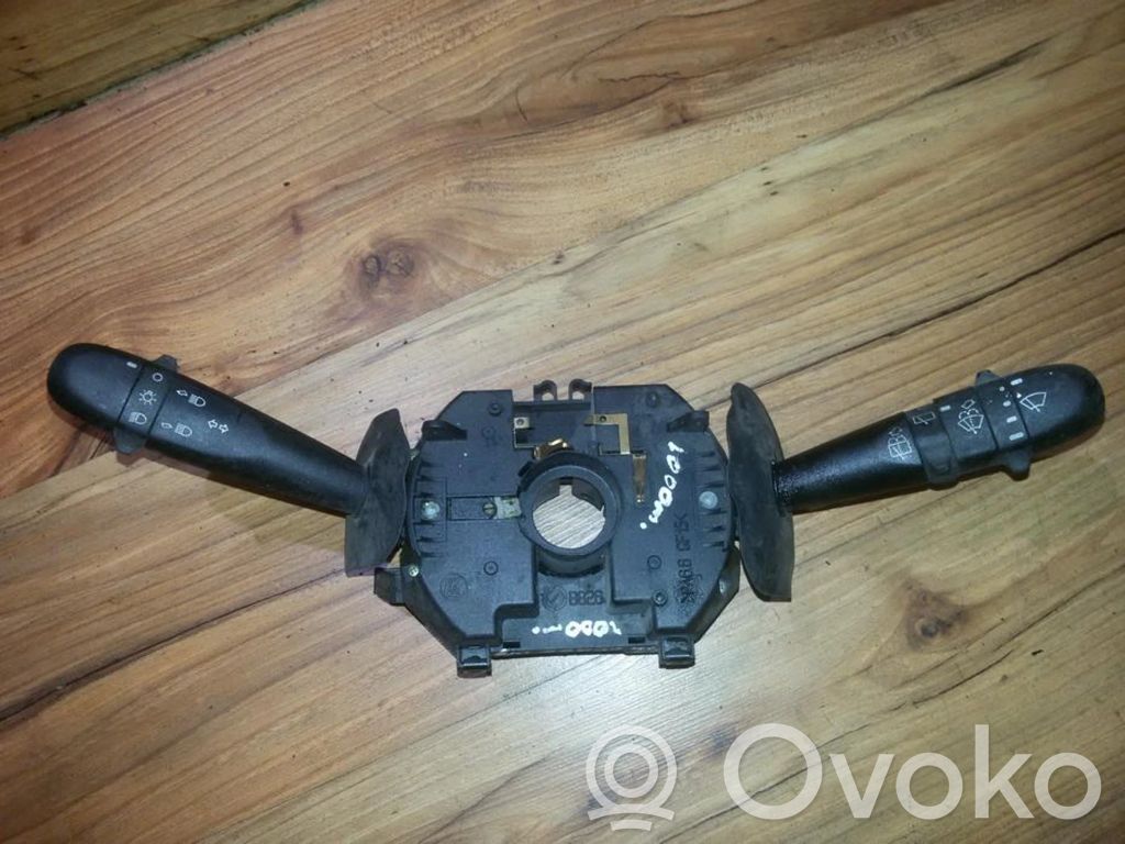 Alfa Romeo 147 Leva/interruttore dell’indicatore di direzione e tergicristallo 