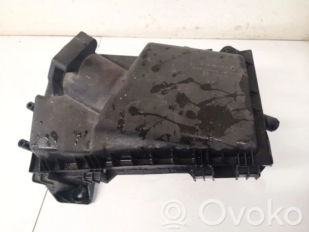 Volkswagen Golf IV Scatola del filtro dell’aria 