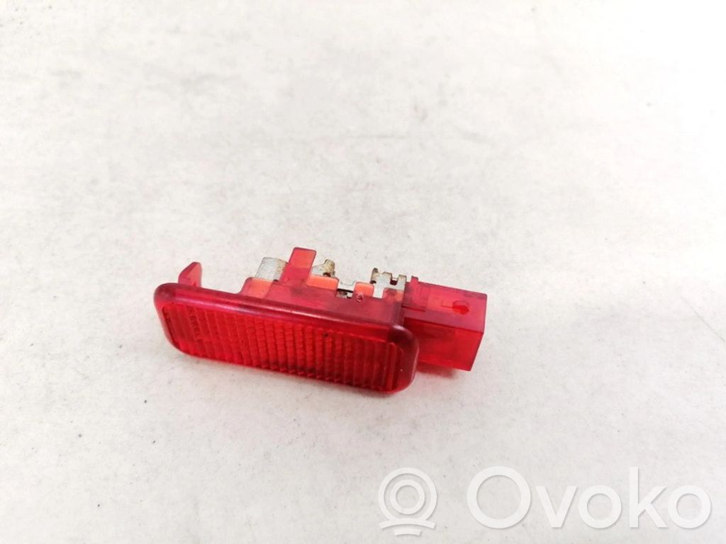 Etuoven verhoilu   4B0947411,4B0947411