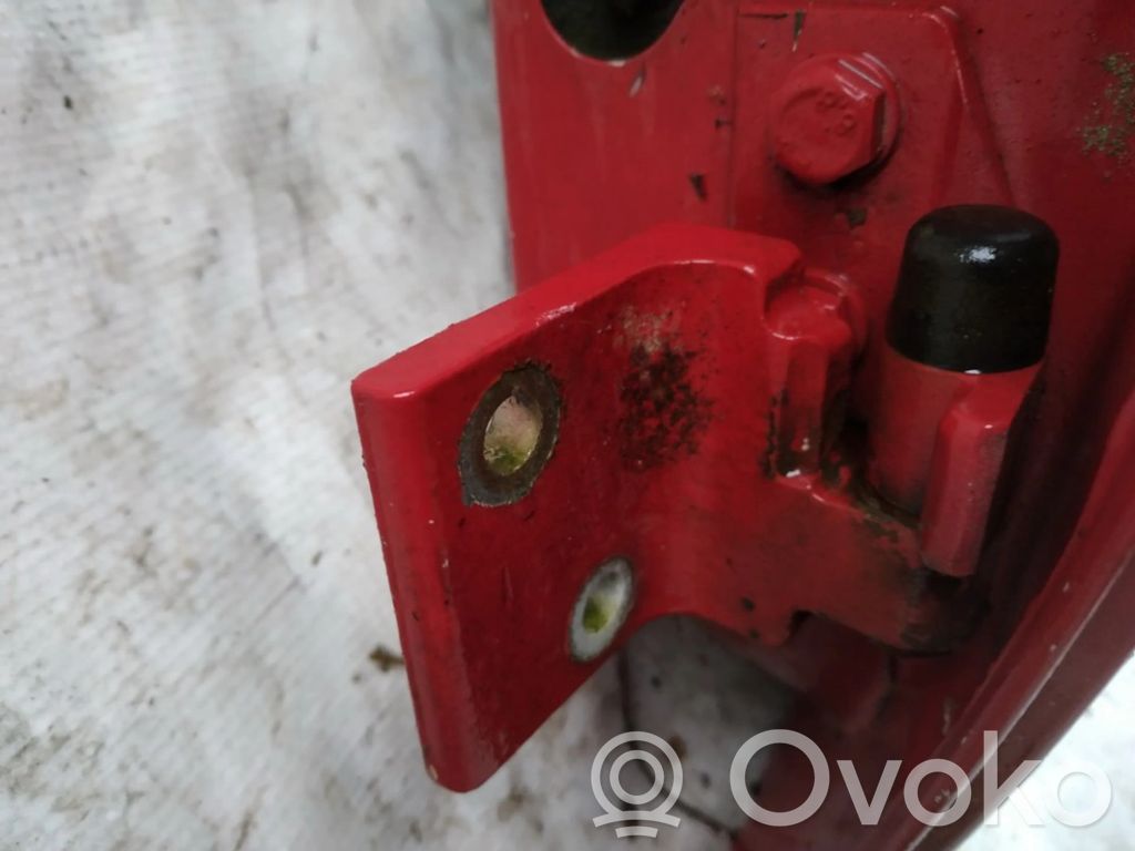 Peugeot 306 Balama inferioară ușă spate
