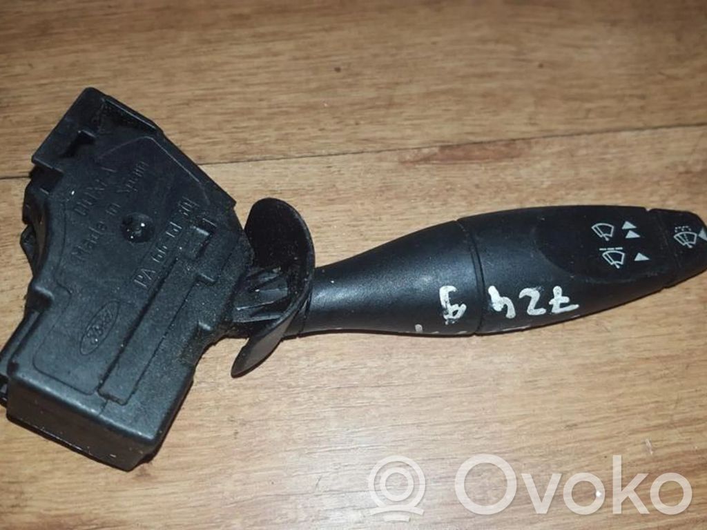 Ford Fiesta Manetă ștergător parbriz