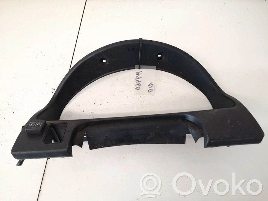 Mazda 626 Moldura del panel 