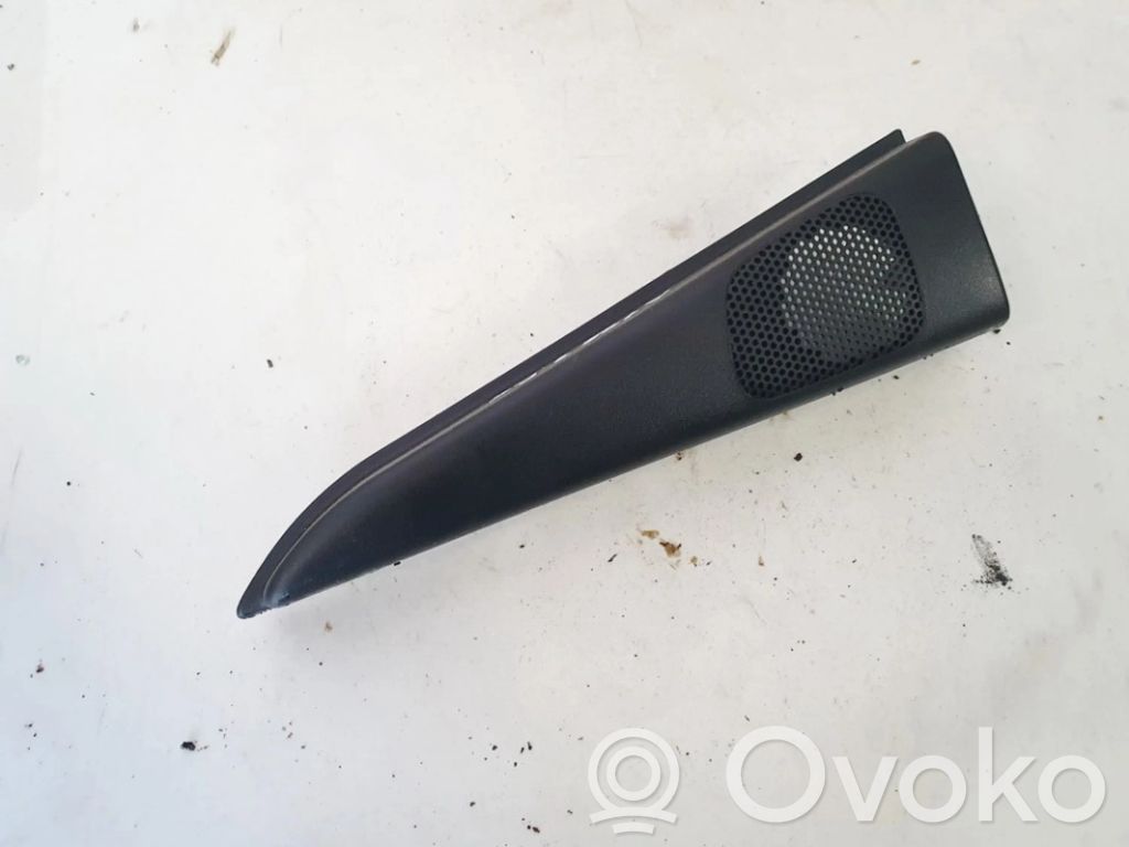 Toyota Avensis Verso Grilles/couvercle de haut-parleur latéral 
