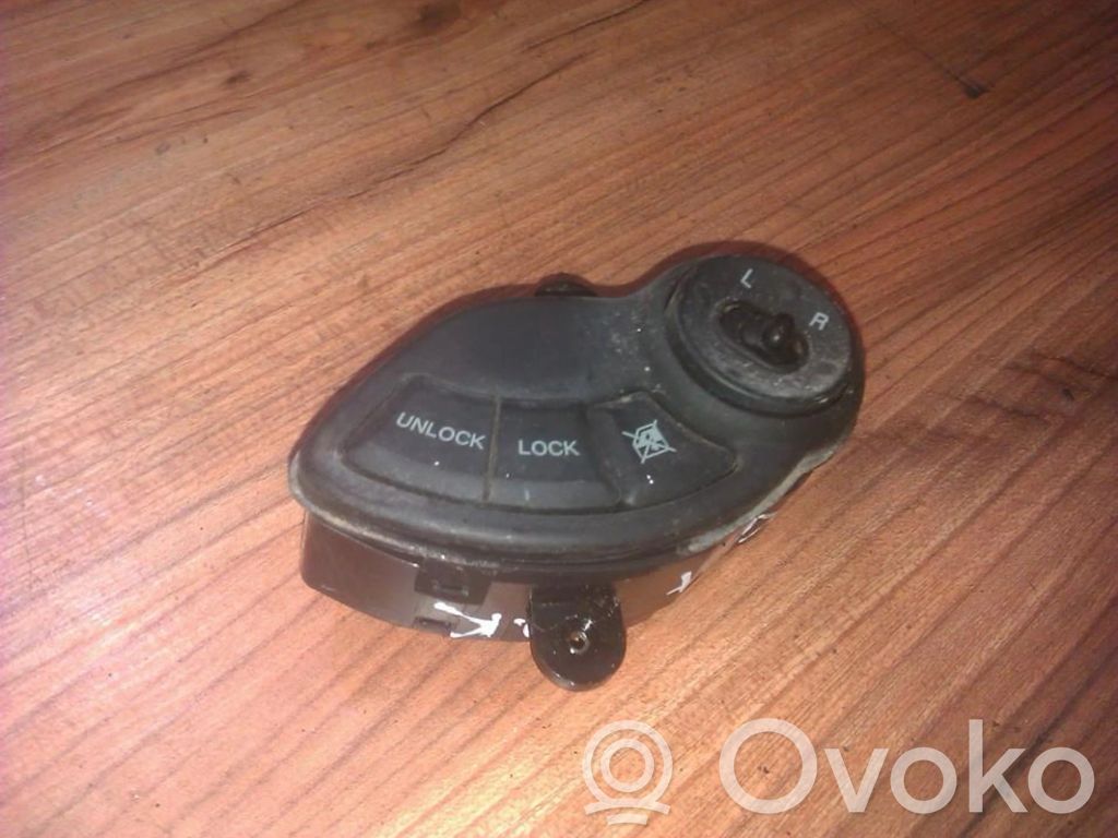 Hyundai Santa Fe Interruptor del espejo lateral 