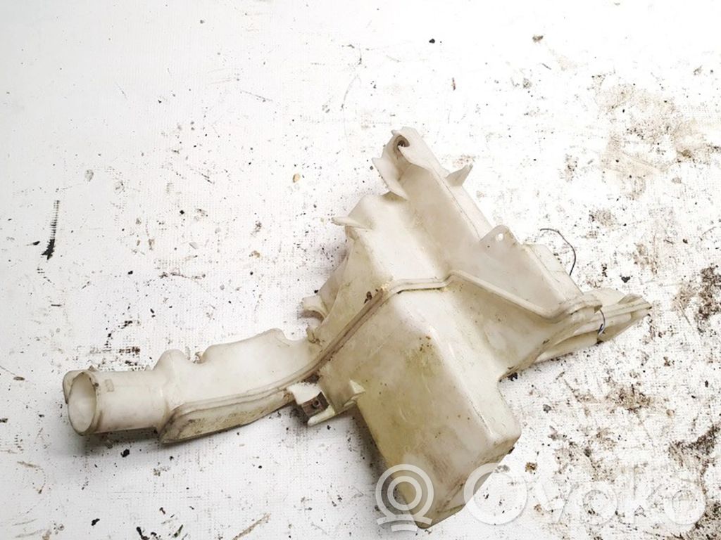 Volkswagen PASSAT B6 Serbatoio/vaschetta liquido lavavetri parabrezza 