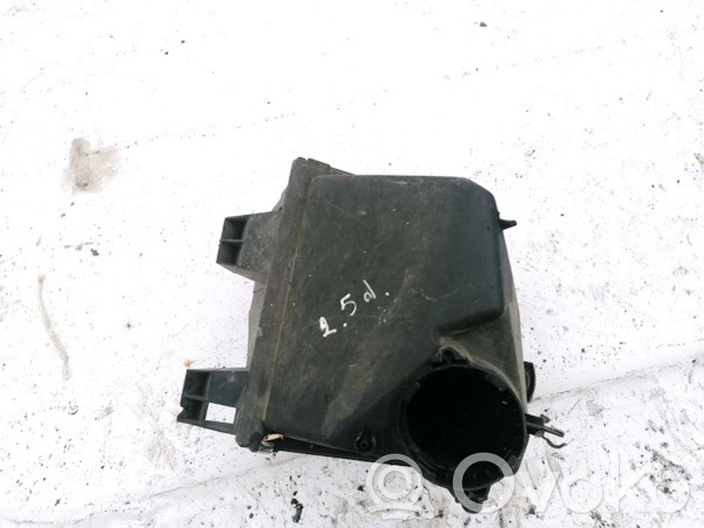 Volkswagen PASSAT B5.5 Luftfilterkasten 