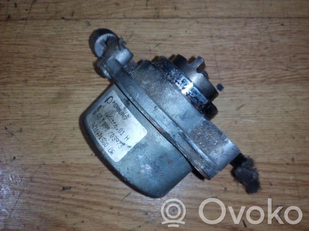 Peugeot 406 Bomba de vacío 