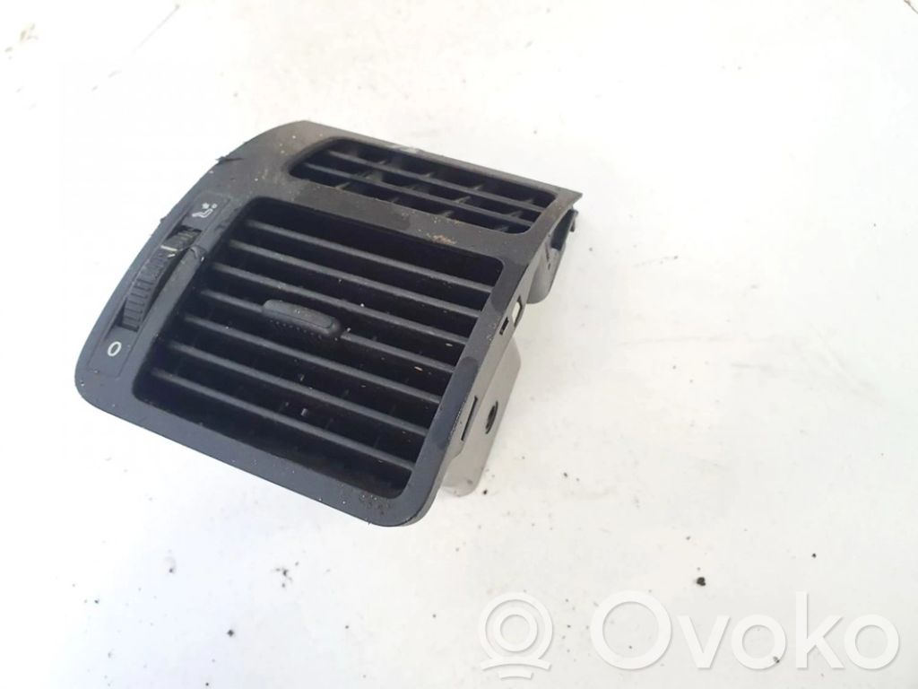 Volkswagen Touran I Grilă ventilație centrală 