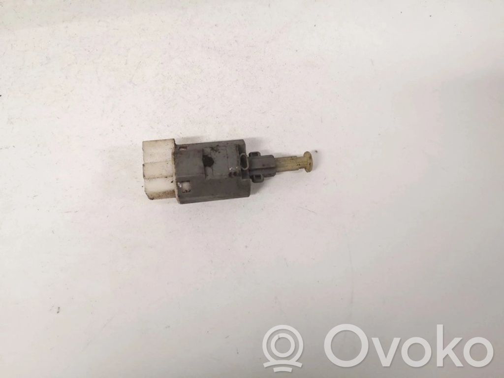 Interruptor sensor del pedal de freno   GA2D6649Y,GA2D6649Y