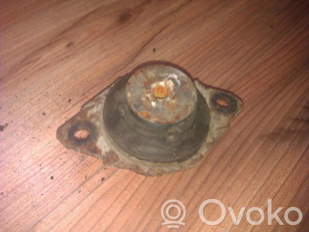 Support de moteur, coussinet   867199383A,867199383A