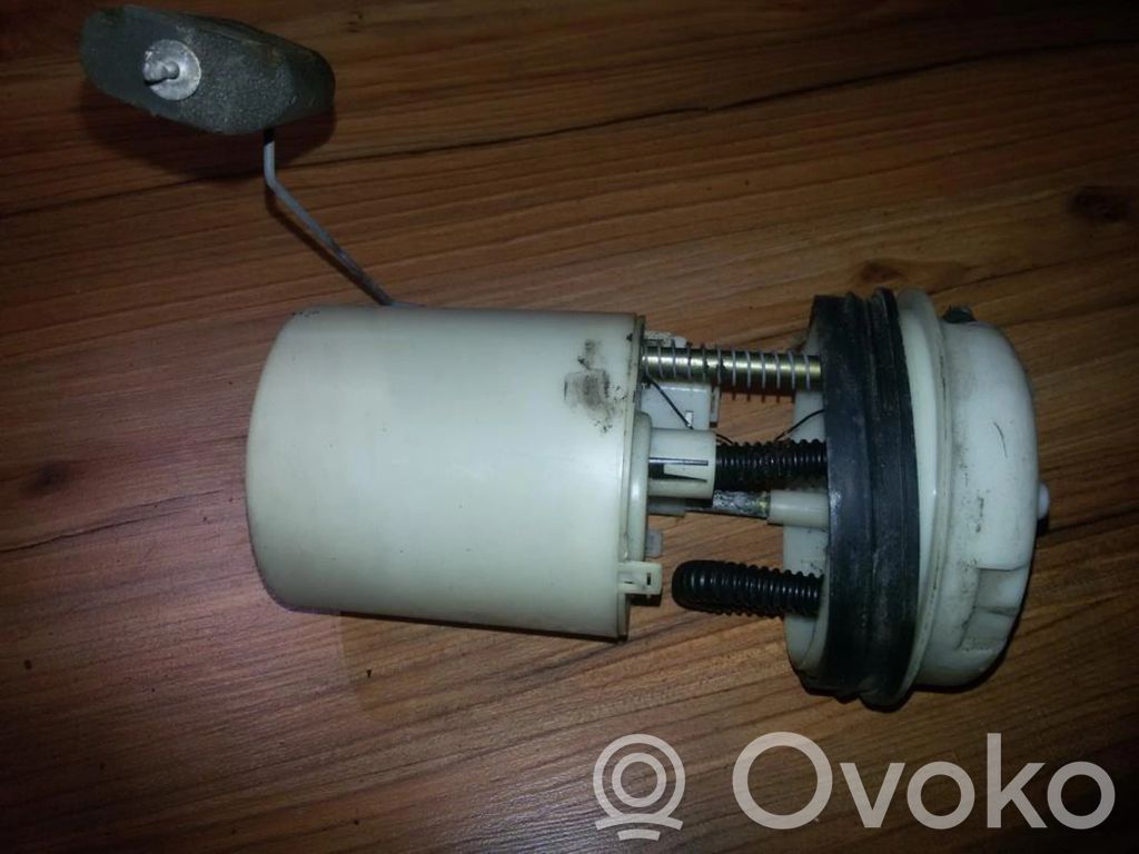 Volvo S40, V40 Sensor de nivel de combustible 