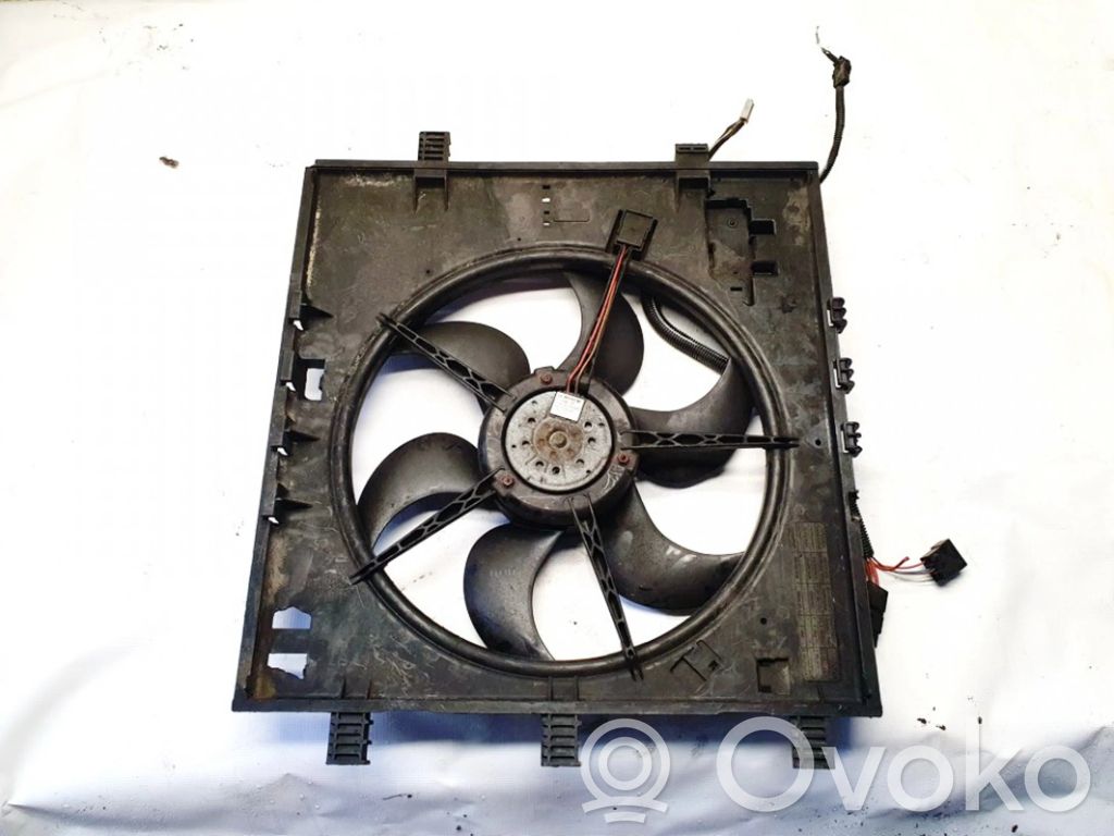 Mercedes-Benz Vito Viano W638 Convogliatore ventilatore raffreddamento del radiatore