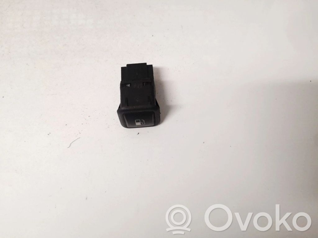 Volkswagen Golf IV Comutator deschidere clapetă rezervor 