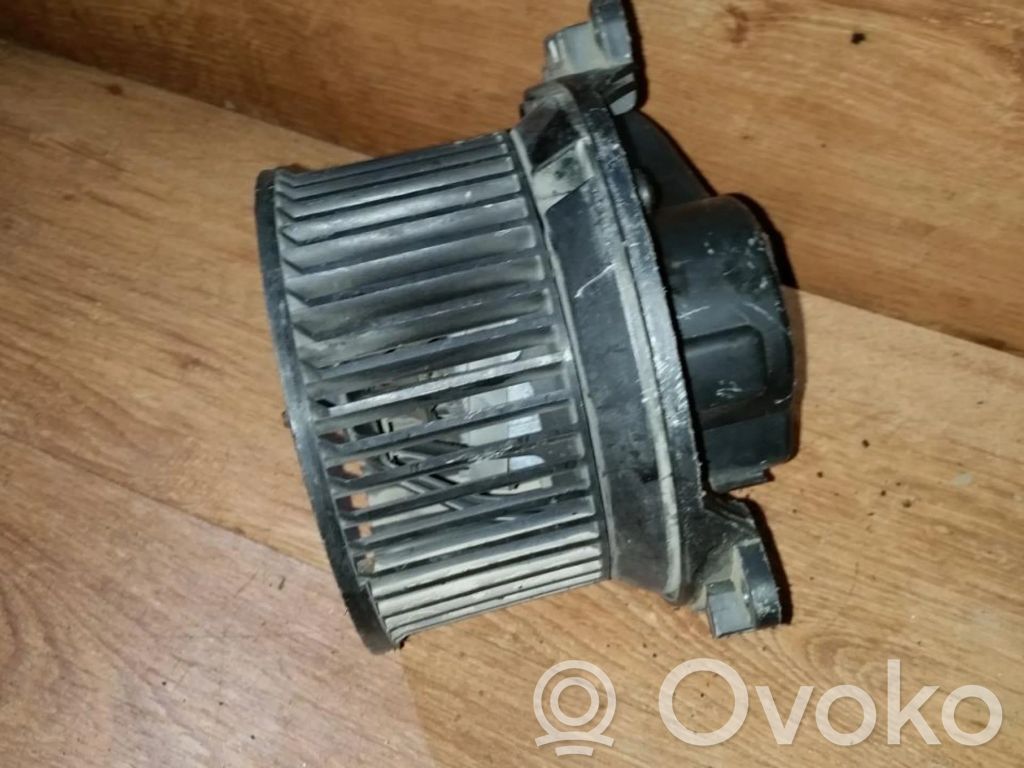 Citroen Xantia Mazā radiatora ventilators 