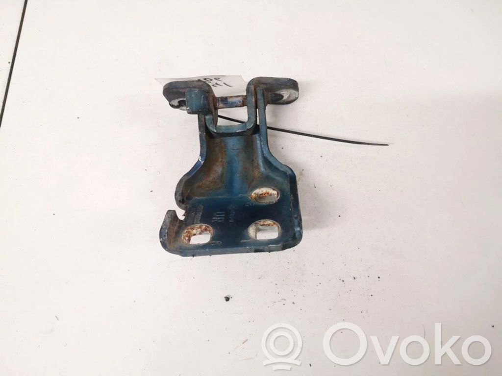 Chrysler Voyager Cerniera superiore della portiera anteriore 