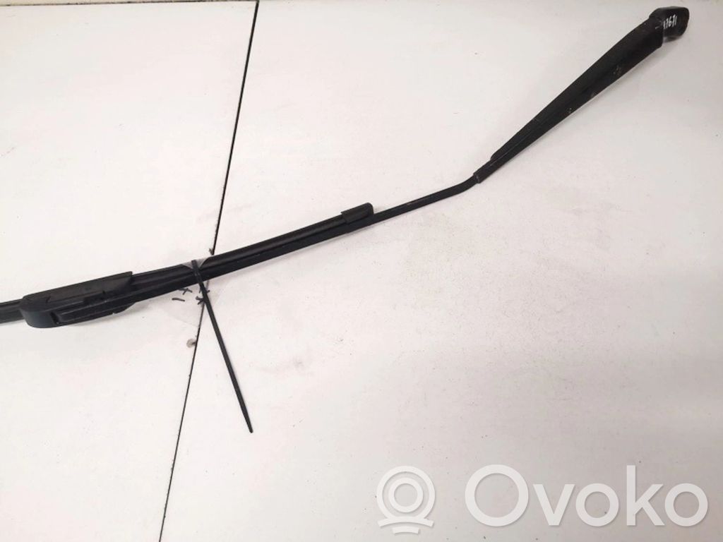 Volkswagen Polo Ramię wycieraczki szyby przedniej / czołowej 