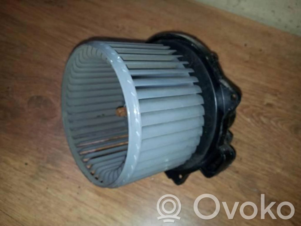 Daihatsu YRV Ventilator aerotermă 