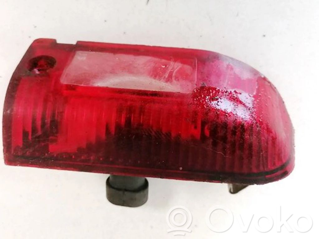 Alfa Romeo 164 Éclairage intérieur porte arrière 