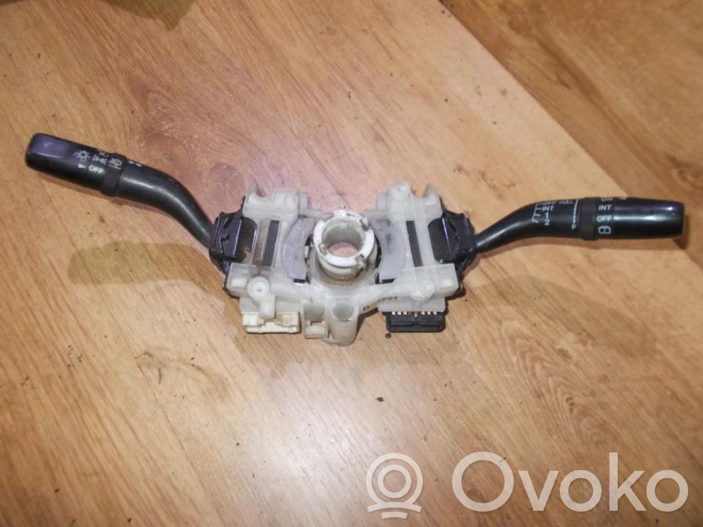 Mazda 626 Bloc semnalizator și ștergător parbriz