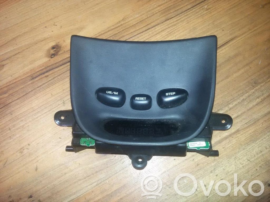 Chrysler Voyager Screen/display/small screen 
