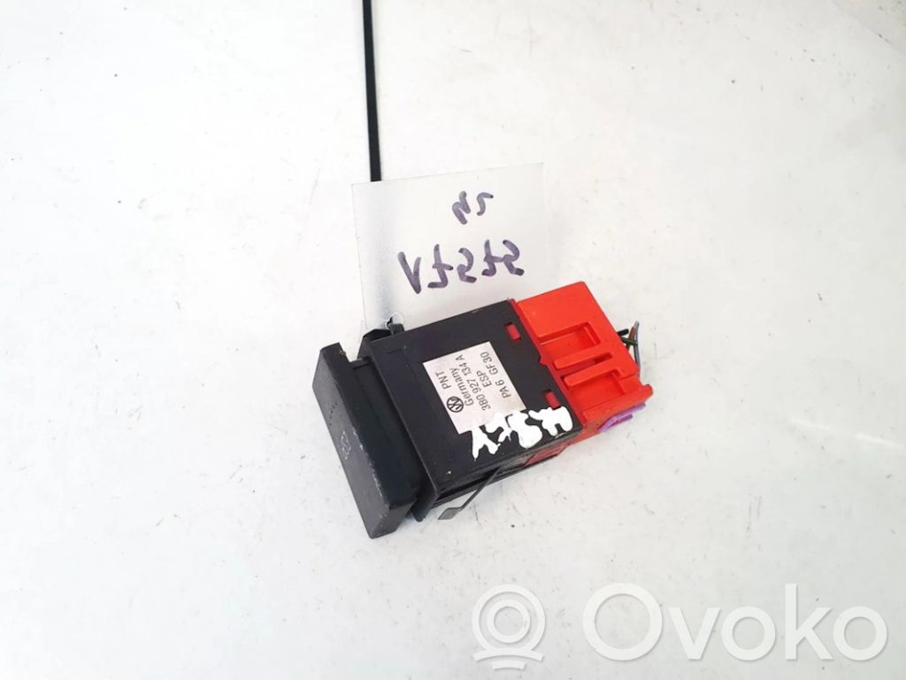 Bouton interrupteur programme de stabilité ESP   3B0927134A,3B0927134A