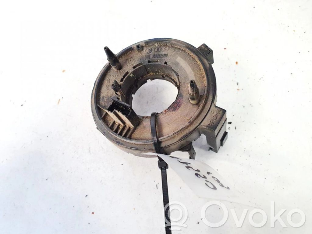 Volkswagen PASSAT B5 Bague collectrice/contacteur tournant airbag (bague SRS) 