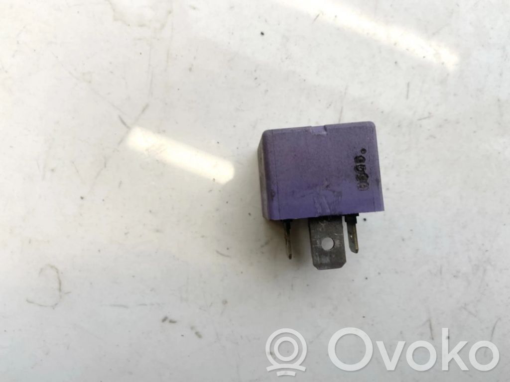 Otros relés   12V50A03525,12V50A03525
