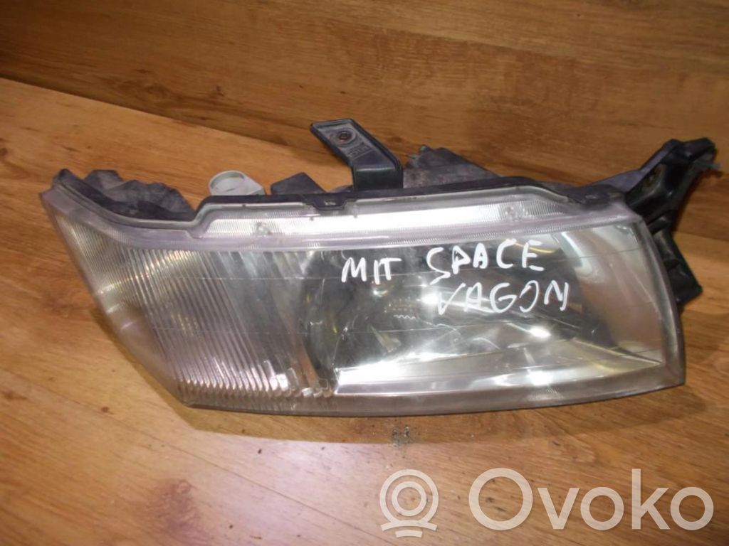 Mitsubishi Space Wagon Phare frontale 