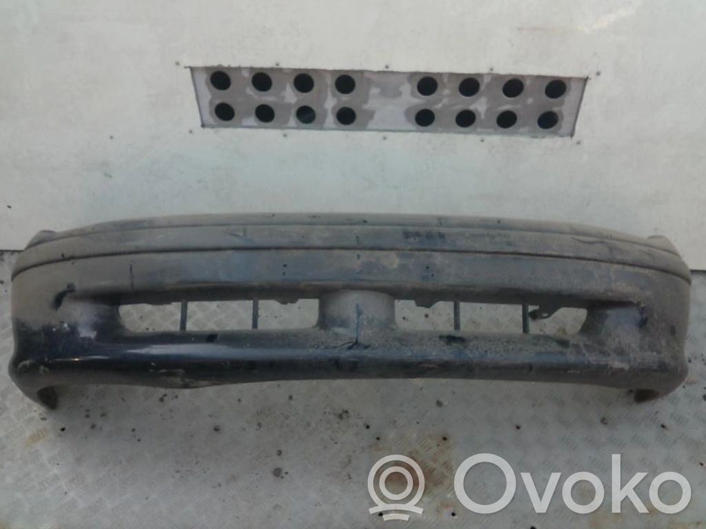 Chrysler Neon I Parachoques delantero 