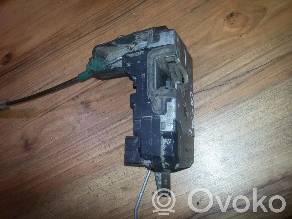 Opel Zafira B Încuietoare ușă față 